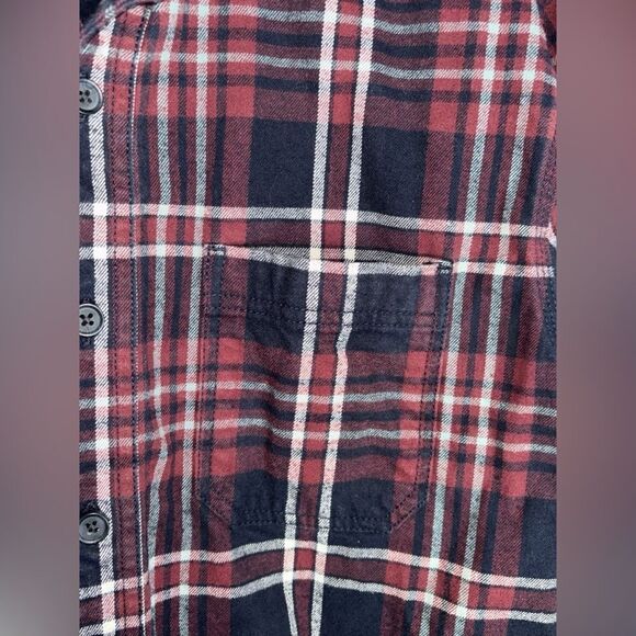 Ridgecut Toughwear Men’s Medium Red & Navy Checkered Flannel Button Down Shirt - Picture 5 of 13